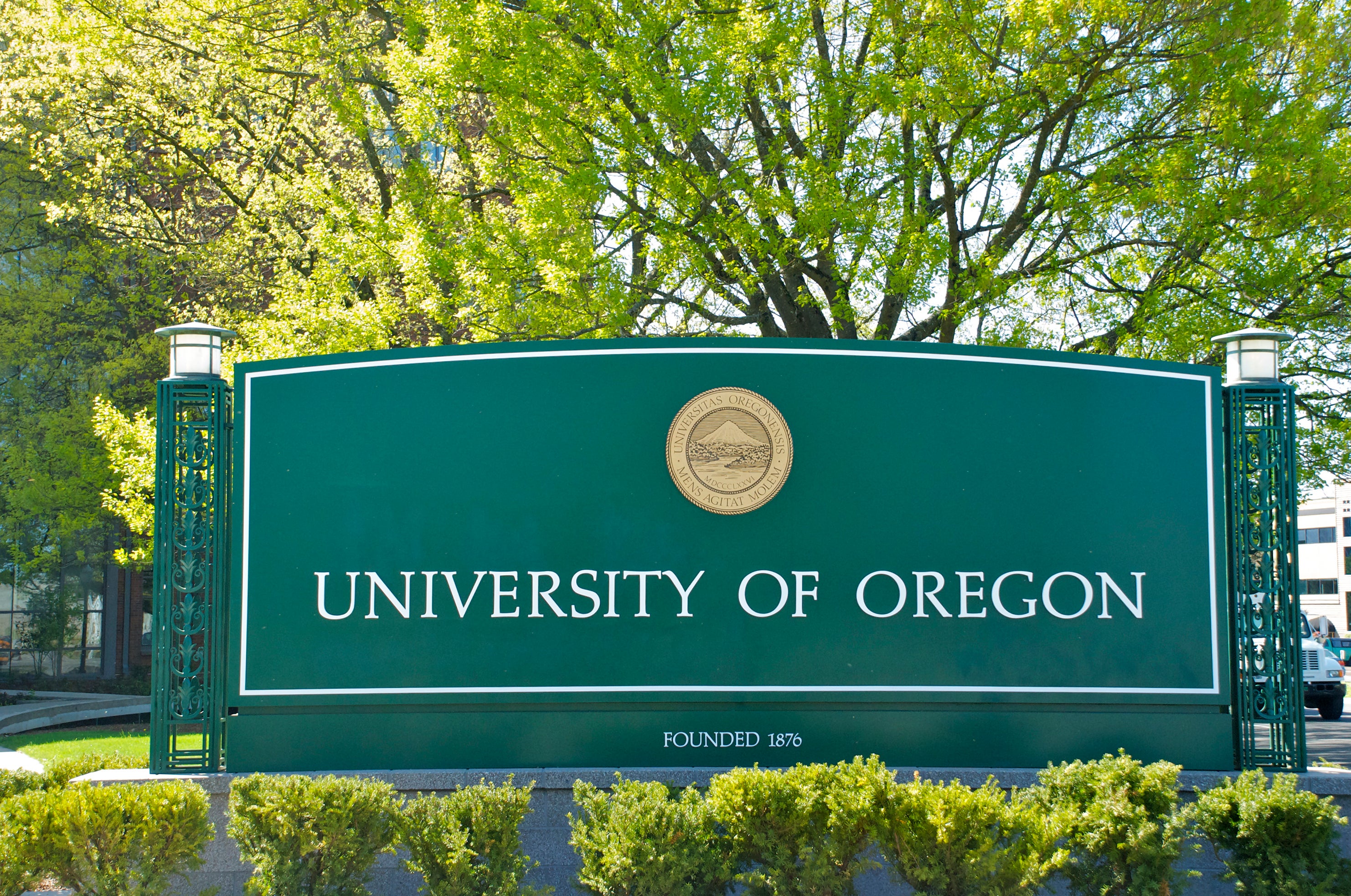 UO Sign UO Sign